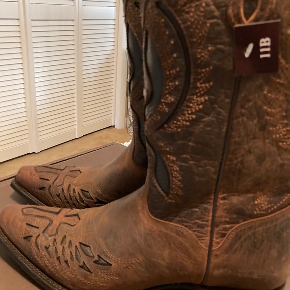 KICK A$S BOOTS!! - Picture 4 of 8